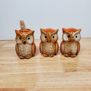 Owl S&P Shaker 3 Piece set Including corks, Ceramic with Brown Rust Glaze